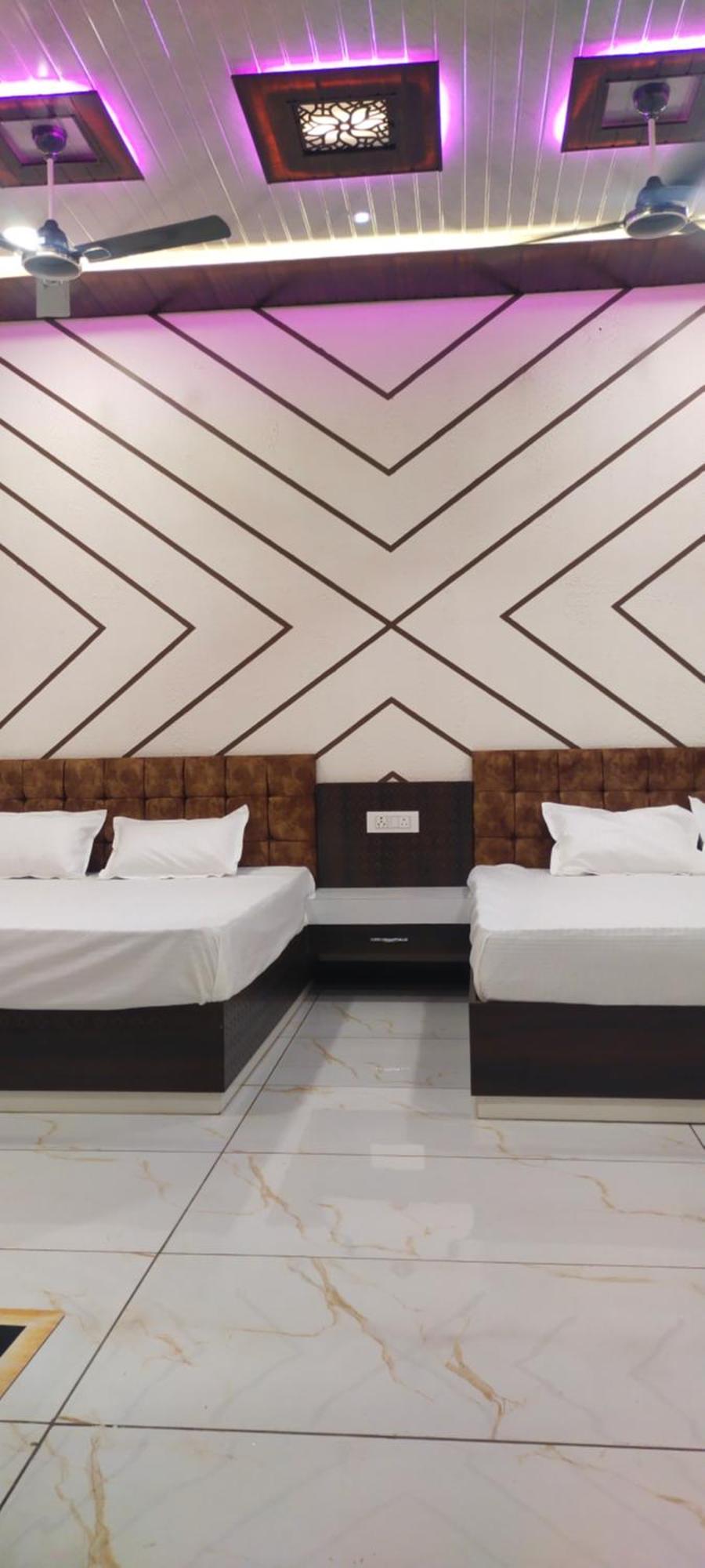 Anant Home Stay Удджайн Номер фото